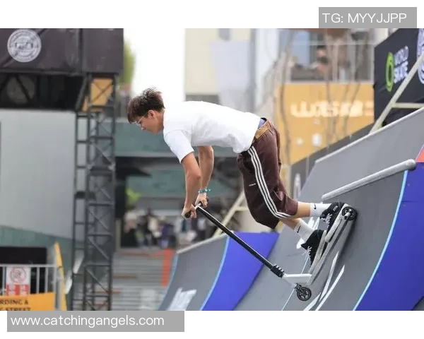 极限运动联赛点评：成都滑板队的技术表现