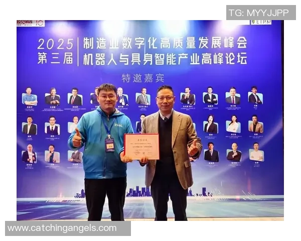 职业联赛点评：FPX的团队协作表现